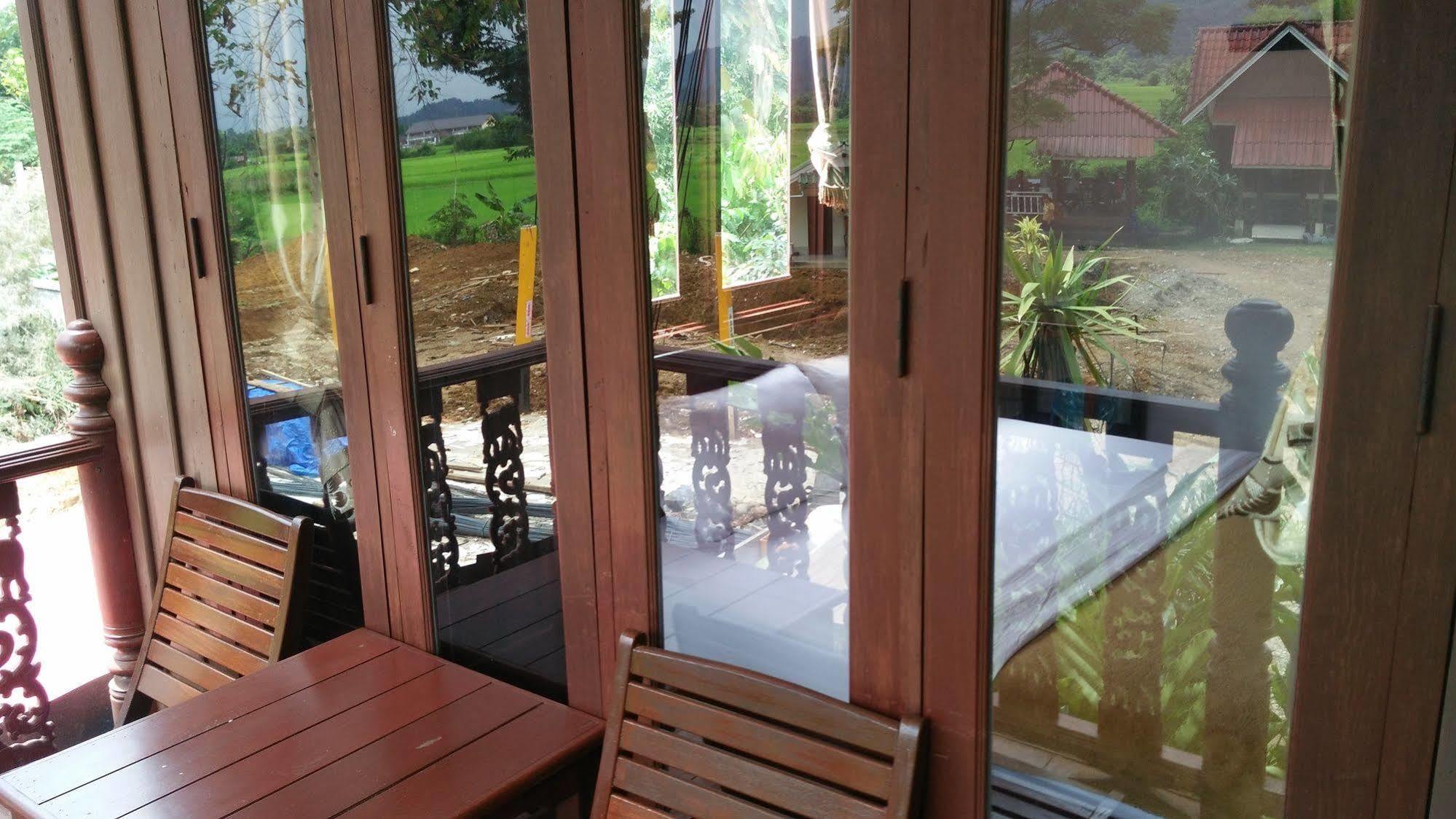 Vangvieng Boutique Hotel Vang Vieng Ngoại thất bức ảnh