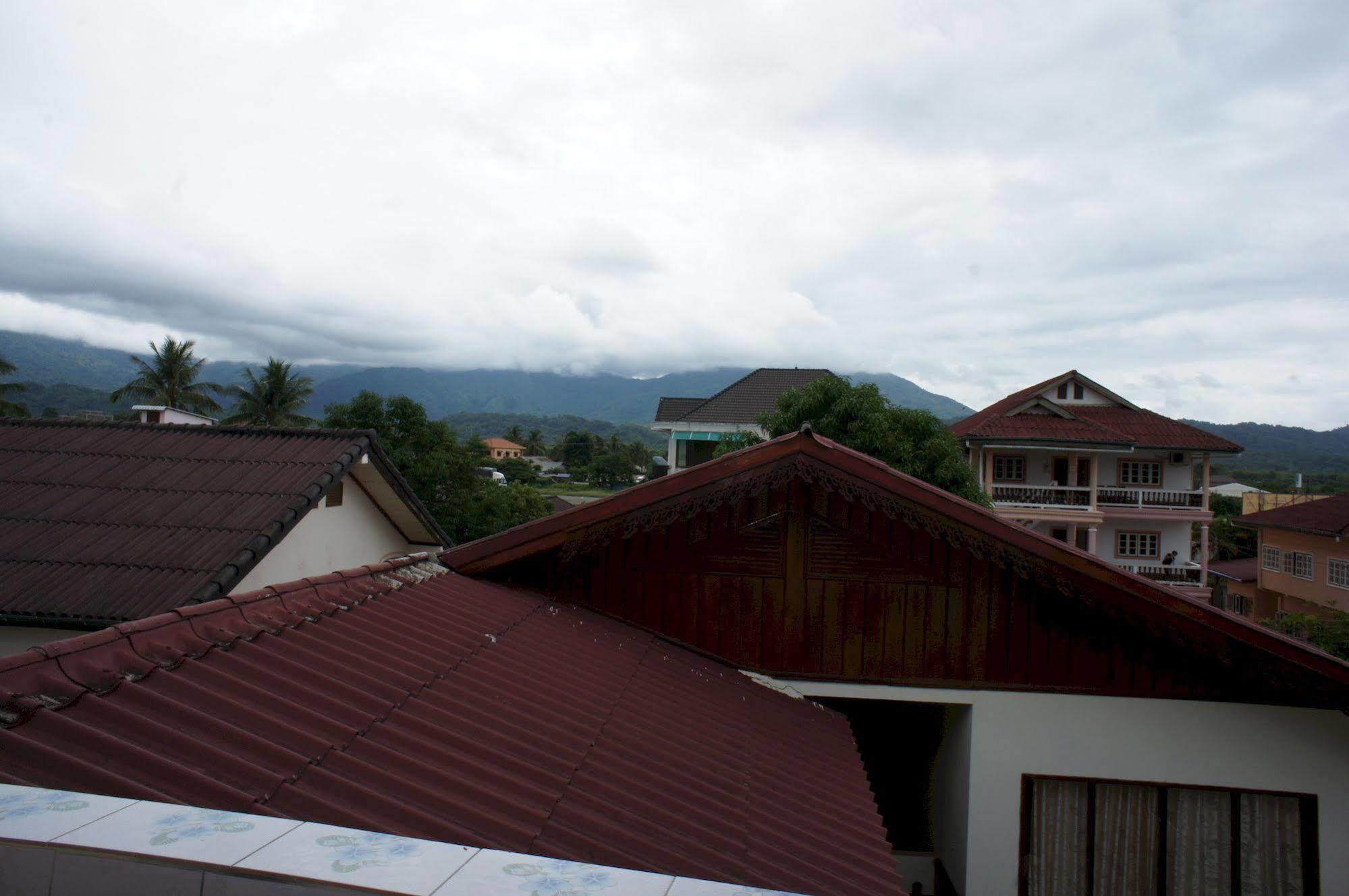 Vangvieng Boutique Hotel Vang Vieng Ngoại thất bức ảnh